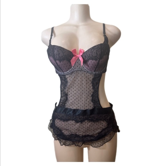 NWT Chic Black Lace Chemise with Pink Bow - Picture 2 of 8